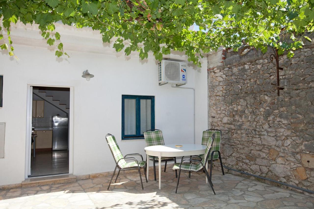 Appartement Kuca Za Odmor Toksini à Zadar Extérieur photo